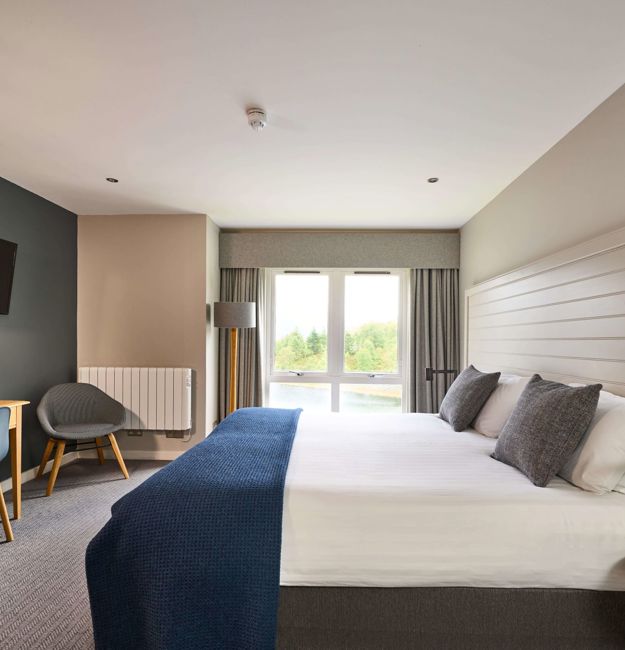 Isles of Glencoe bedroom