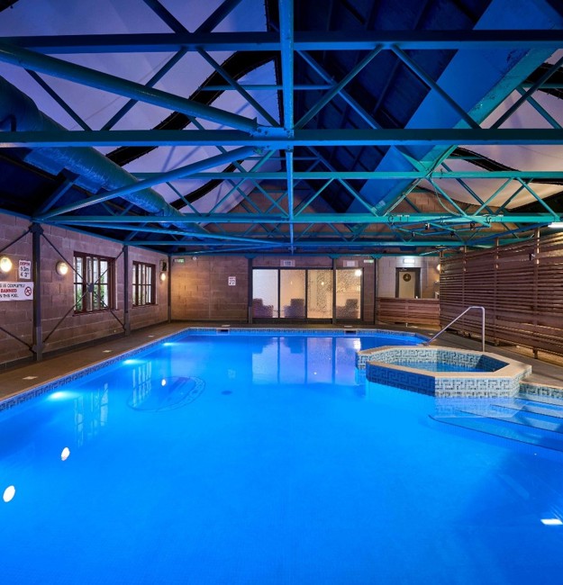 Isles of Glencoe swimming pool