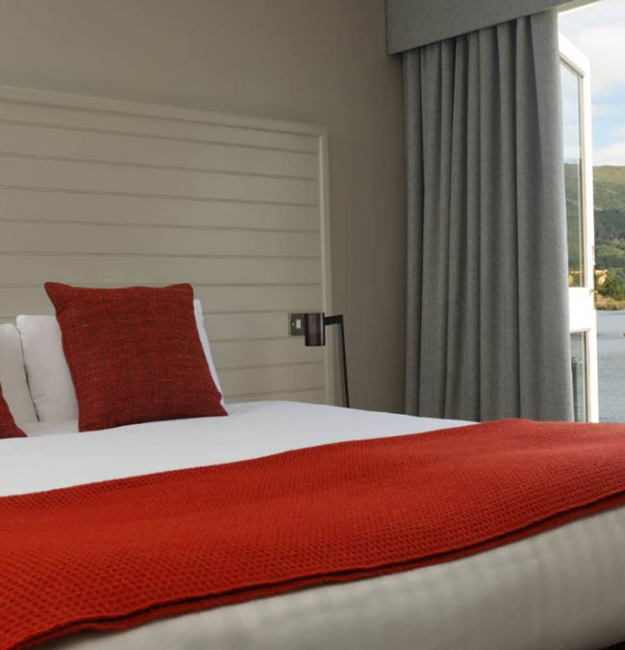 Isles of Glencoe bedroom