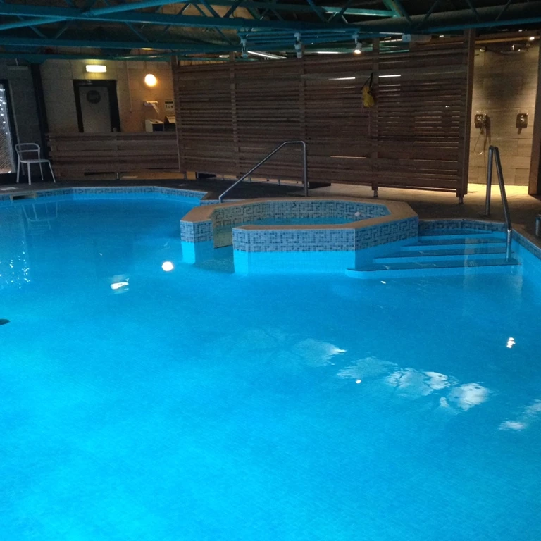 Swimming pool in Glencoe
